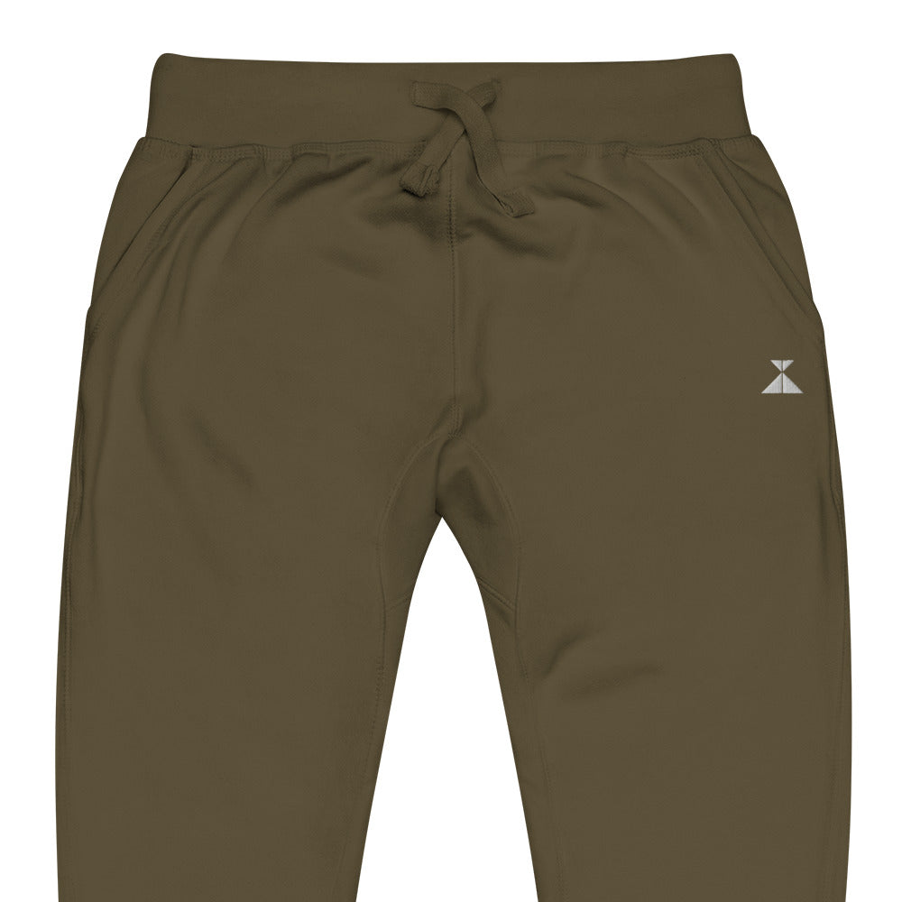 simple logo sweats, darks